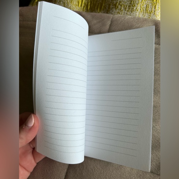 Nurse notebook - Picture 2 of 2